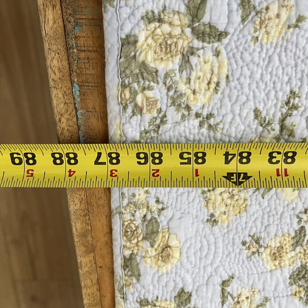 Vintage Yellow Floral Medallion Design Cotton Quilt 87"x83" - Picture 6 of 15
